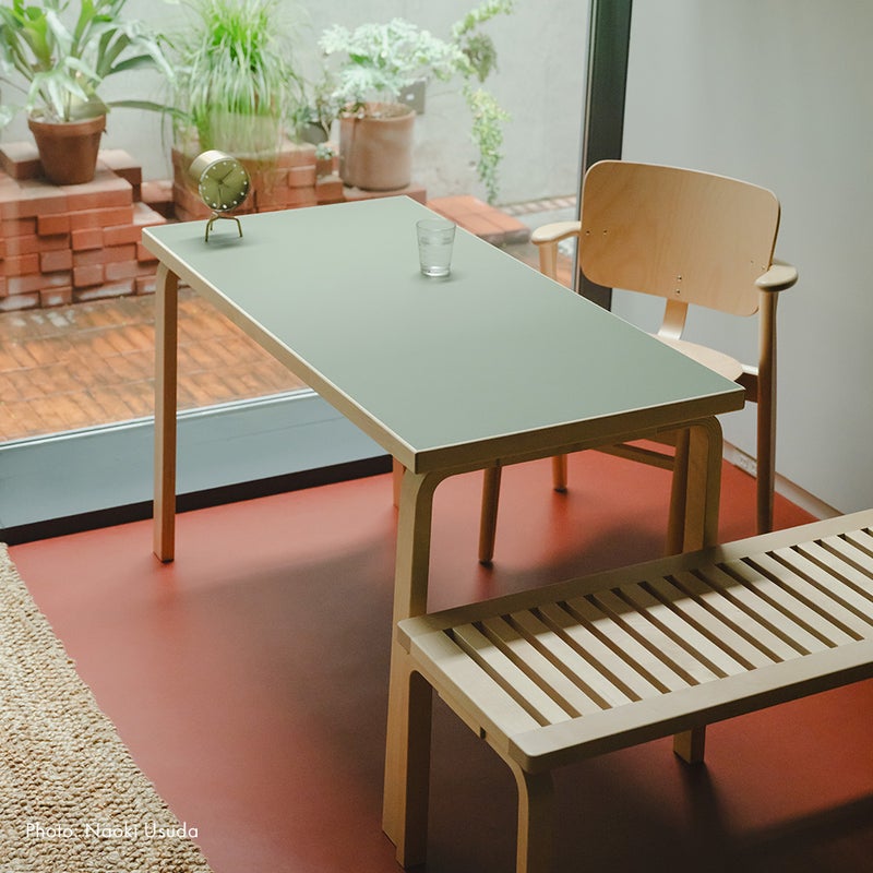 Artek アルテック TABLE 80A & 90A テーブル サイズ：W120cm & Φ100cm 特別カラー：2色 高さ：H72cm デザイン：アルヴァ・アアル