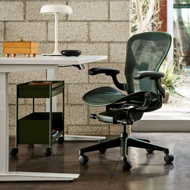 Herman Miller ハーマンミラー Aeron Chair アーロンチェア リマスタード