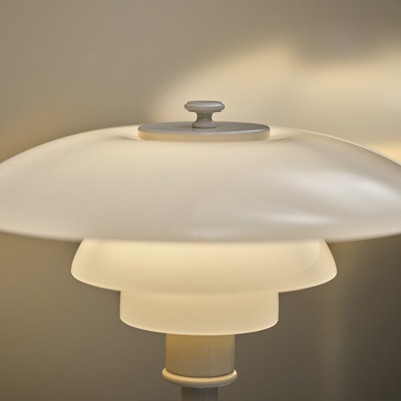 Louis Poulsen ルイスポールセン PH 2/1 Table テーブルランプ スタンドライト Φ200mm カラー：グロッシー・ベージュ アルミ光沢仕上げ デザイン：ポール・ヘニングセン