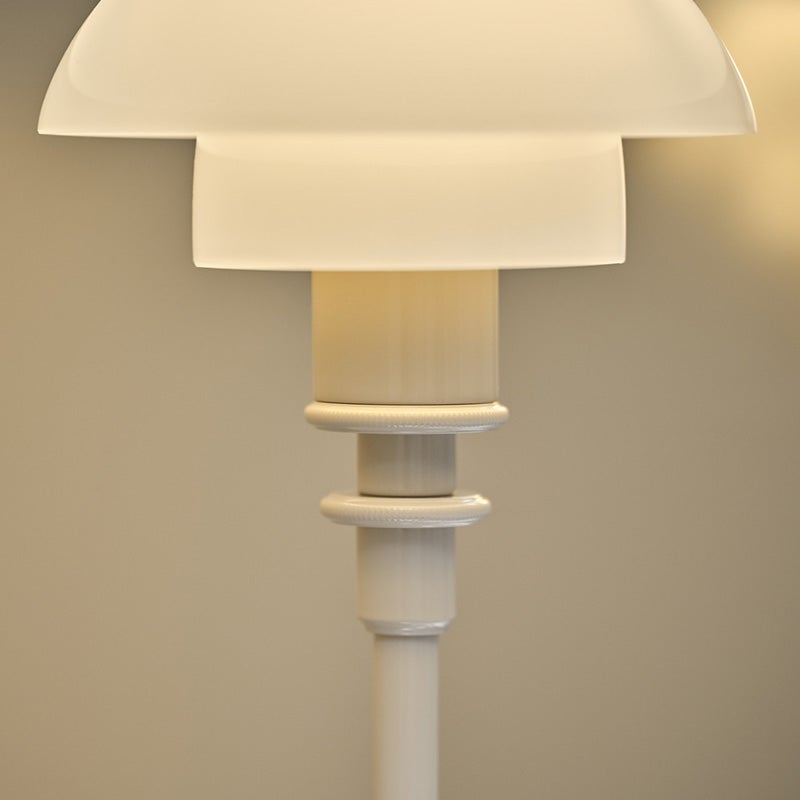Louis Poulsen ルイスポールセン PH 2/1 Table テーブルランプ スタンドライト Φ200mm カラー：グロッシー・ベージュ アルミ光沢仕上げ デザイン：ポール・ヘニングセン