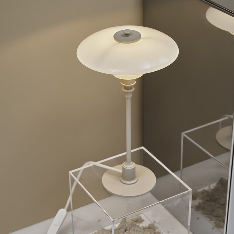 Louis Poulsen ルイスポールセン PH 2/1 Table テーブルランプ スタンドライト Φ200mm カラー：グロッシー・ベージュ アルミ光沢仕上げ デザイン：ポール・ヘニングセン